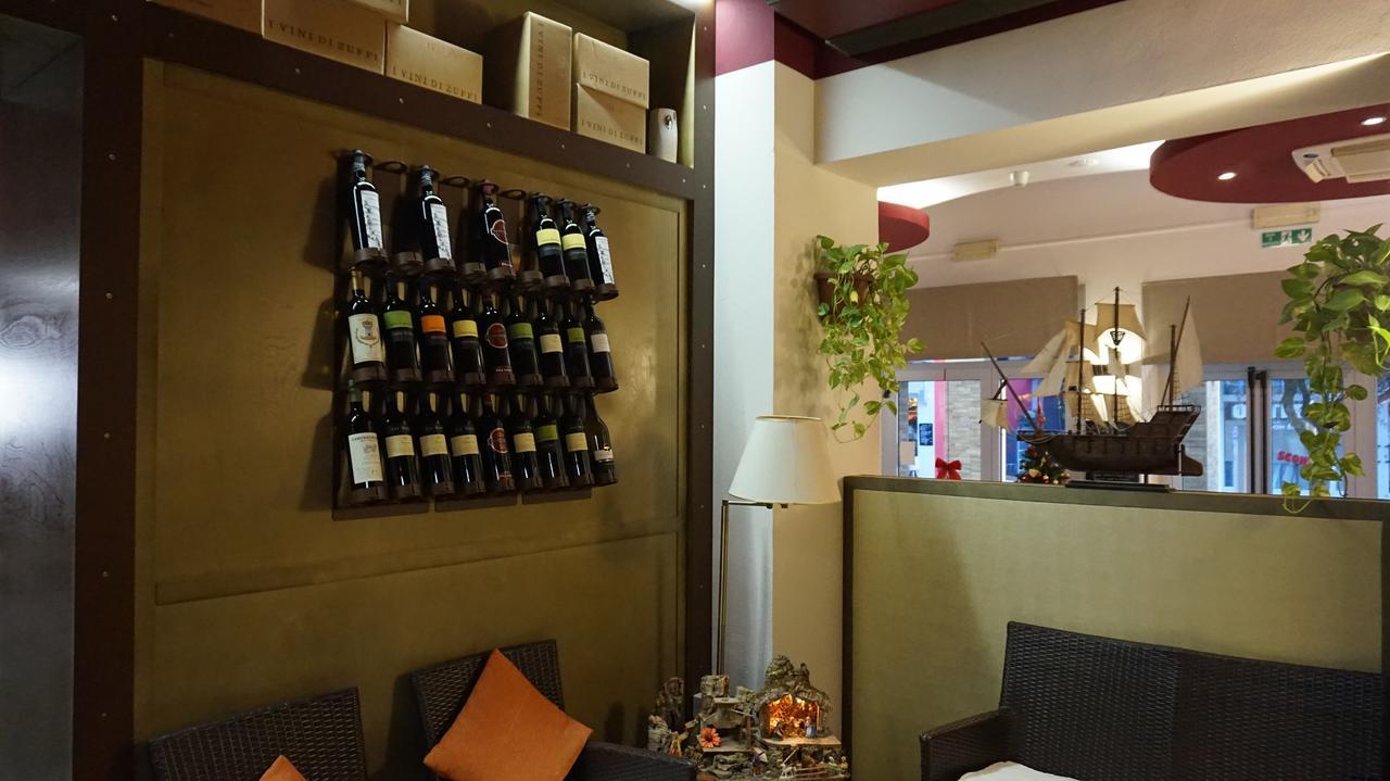 ליגננו סביאדורו Hotel Blue Marine מראה חיצוני תמונה