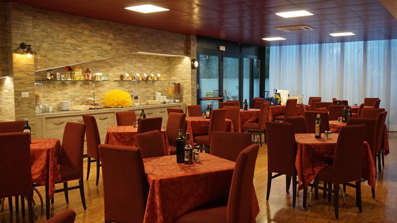 ליגננו סביאדורו Hotel Blue Marine מראה חיצוני תמונה