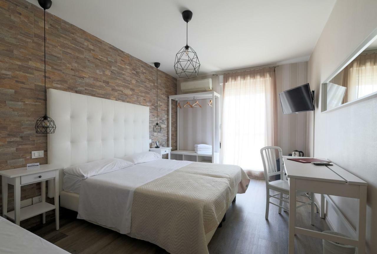 ליגננו סביאדורו Hotel Blue Marine מראה חיצוני תמונה